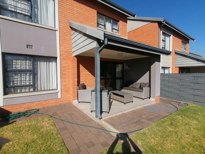 /international/za/zambezi-manor-lifestyle-estate-gauteng-310108512318/