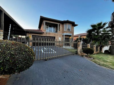 /international/za/safari-gardens-north-west-310108517145/