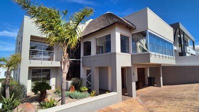 /international/za/schrywershoek-close-3-waterfront-western-cape-310108519224/