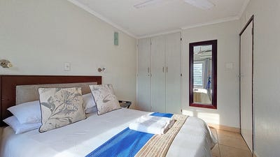 /international/za/ocean-drive-68-unit-42-shakas-rock-kwazulu-natal-310108512120/
