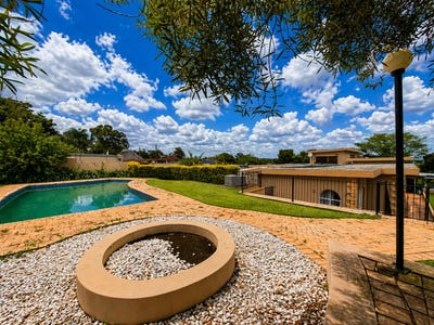 /international/za/waterkloof-ridge-gauteng-310108520659/