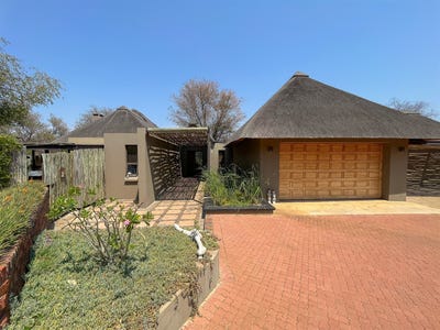 /international/za/leadwood-big-game-estate-limpopo-310108524929/