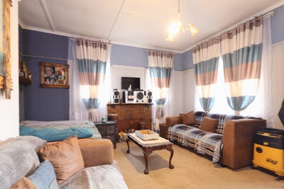 /international/za/de-la-bat-road-45-rouxpark-western-cape-310108517853/
