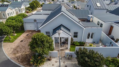 /international/za/stergianos-street-64-unit-64-sandbaai-western-cape-310108561914/