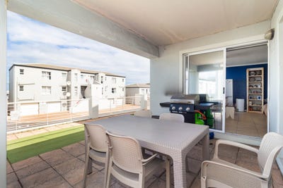 /international/za/big-bay-western-cape-310108519369/