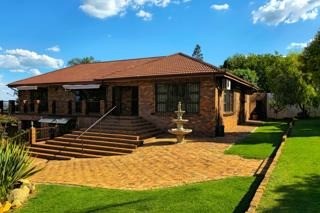/international/za/annes-view-road-25-kibler-park-gauteng-310108516735/