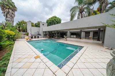 /international/za/sonneveld-gauteng-310108521089/