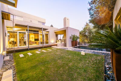 /international/za/dainfern-golf-estate-gauteng-310108514784/