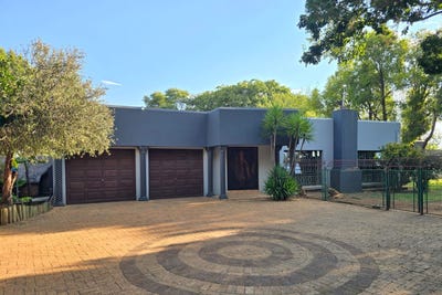 /international/za/mullerstuine-gauteng-310108512321/