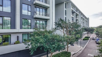 /international/za/sandton-drive-7-unit-1g1l4-parkmore-gauteng-310108524934/