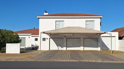 /international/za/carosini-street-71-port-owen-western-cape-310108525051/