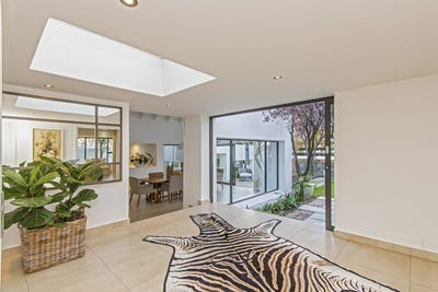 /international/za/dainfern-golf-estate-gauteng-310108525629/