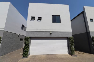/international/za/grosvenor-road-41-unit-0-bryanston-gauteng-310108517207/