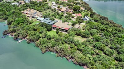 /international/za/hornbill-circle-16-unit-16-sable-hills-gauteng-310108508712/