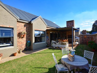 /international/za/mooivallei-park-north-west-310108512094/