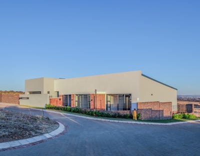 /international/za/dagbreek-landgoed-vyfhoek-8-unit-8-vyfhoek-north-west-310108517050/