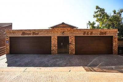 /international/za/sinoville-gauteng-310108524458/