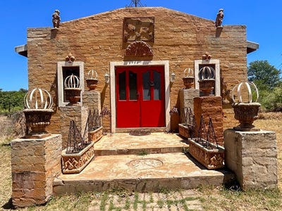 /international/za/potchefstroom-rural-north-west-310108514399/