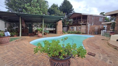 /international/za/fauna-park-limpopo-310108510082/