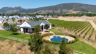 /international/za/paarl-north-western-cape-310109146776/