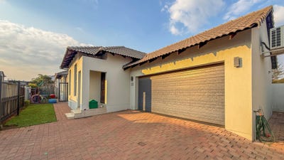 /international/za/eran-12-gateway-manor-north-west-310108515964/