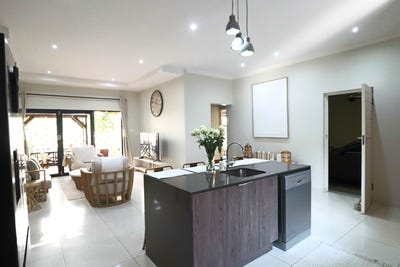 /international/za/bryanston-drive-332-unit-105-bryanston-gauteng-310108517369/