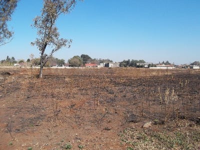 /international/za/dekgras-301-henley-on-klip-gauteng-310108514194/