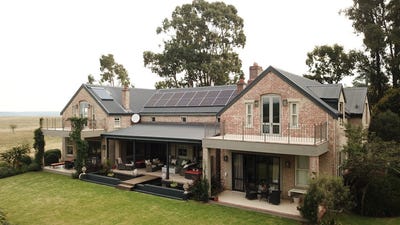 /international/za/eaglecrest-wildlife-estate-kwazulu-natal-310108925424/