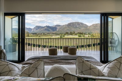 /international/za/lustigan-road-lustigan-drakenzicht-western-cape-310108513215/
