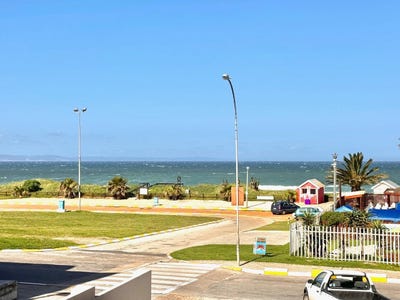 /international/za/jeffreys-bay-central-eastern-cape-310108513886/
