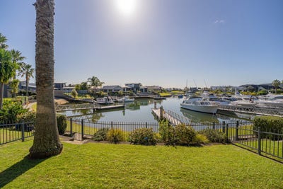 /international/nz/south-highway-whitianga-waikato-320103661313/