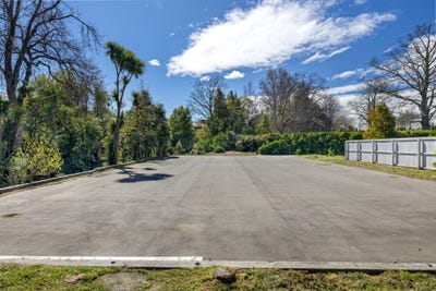 /international/nz/weka-street-fendalton-canterbury-320102583653/
