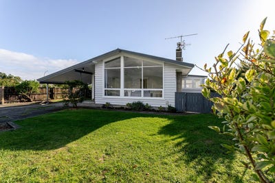 /international/nz/arawhata-road-paraparaumu-wellington-320108593471/