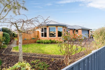 /international/nz/forfar-street-mosgiel-otago-320100930839/