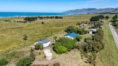 /international/nz/flat-point-road-masterton-wellington-320106507559/