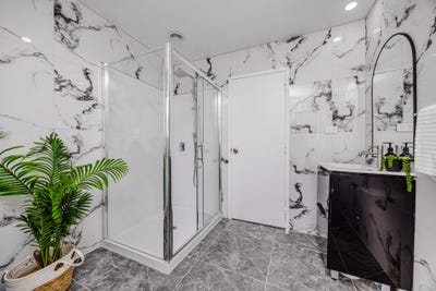 /international/nz/trentham-road-papakura-auckland-320108593590/