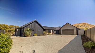 /international/nz/headley-drive-lower-shotover-otago-320108457005/
