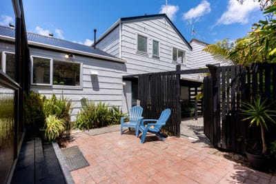 /international/nz/bowline-place-whitby-wellington-320096902013/