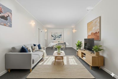 /international/nz/hobson-street-thorndon-gisborne-320102583602/