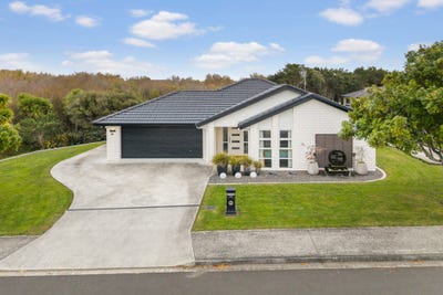 /international/nz/blunt-road-te-kauwhata-waikato-320107915310/