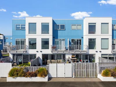 /international/nz/reynolds-place-papamoa-beach-bay-of-plenty-320106745749/
