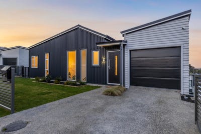 /international/nz/hokioi-drive-kenepuru-wellington-320108485283/