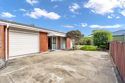 /international/nz/armstrong-avenue-woodhill-northland-320107645016/