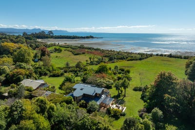 /international/nz/battery-road-patons-rock-tasman-320091415383/