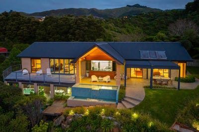 /international/nz/bay-vista-drive-pohara-tasman-320103605142/