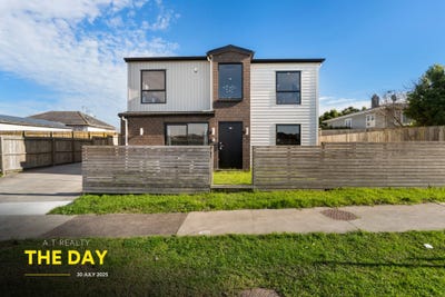 /international/nz/christmas-road-manurewa-auckland-320100759412/