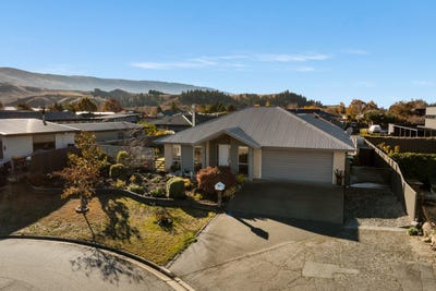 /international/nz/austral-place-cromwell-otago-320108112955/