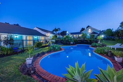 /international/nz/ash-grove-circle-paihia-northland-320094116802/