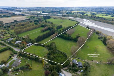/international/nz/harper-road-otaki-wellington-320107975033/
