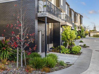/international/nz/panoni-lane-howick-auckland-320100230327/